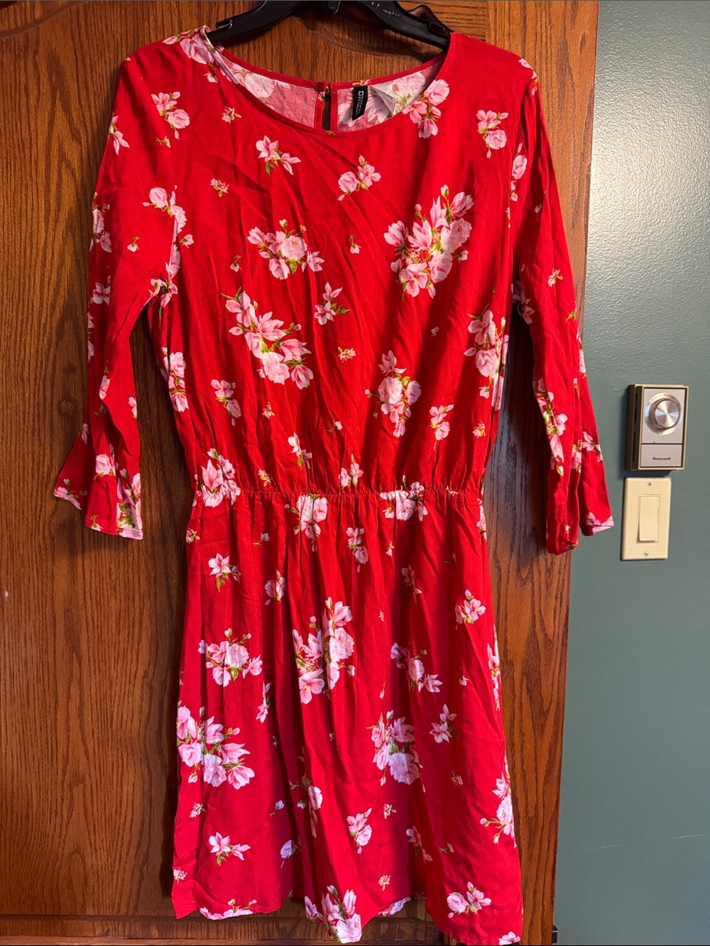 H&M Red Floral Elastic-Waist Casual Dress